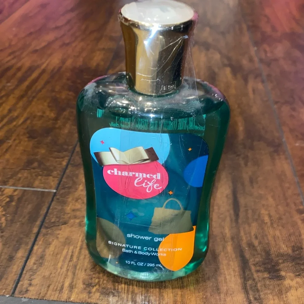 DISCONTINUED Bath & Body Works Charmed Life Shower Gel